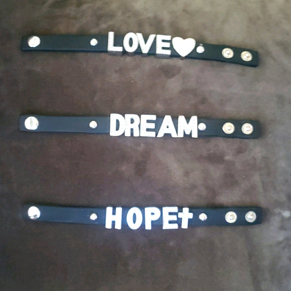 Signature Snap on Bracelets